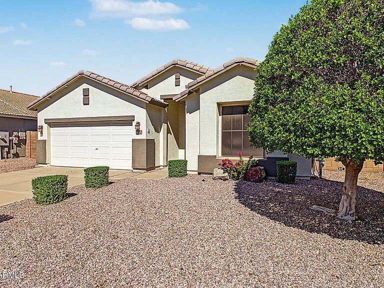 15910 W HEARN Road photo 5