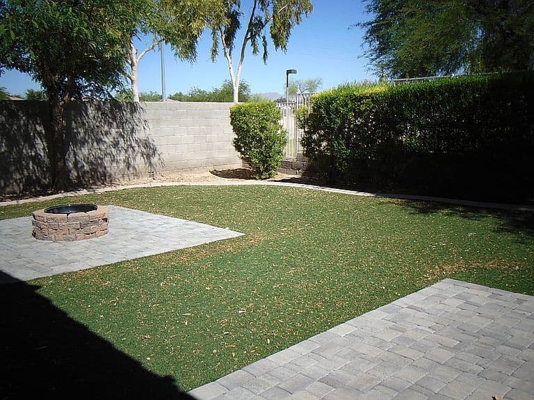 17052 W Sonora St photo 4