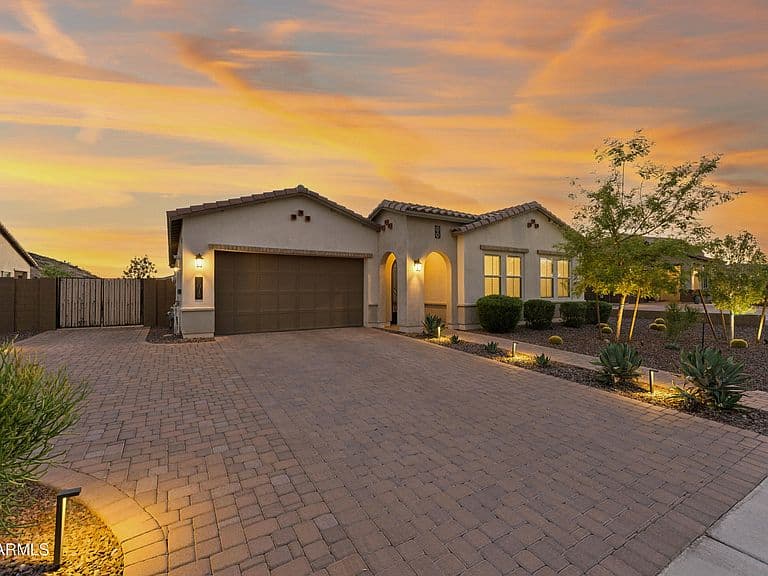 2015 E VILLA LINDA Drive photo 5