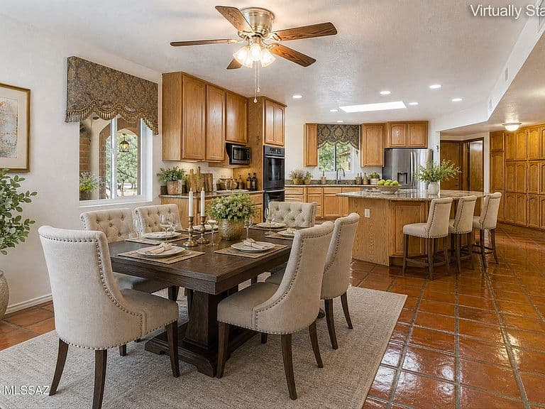 2871 N Longhorn Dr photo 3