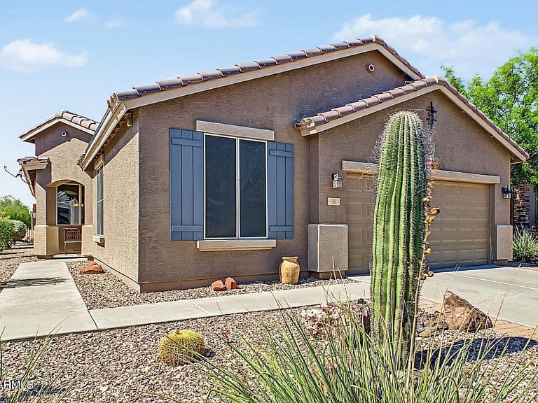 306 S 226TH Drive photo 4