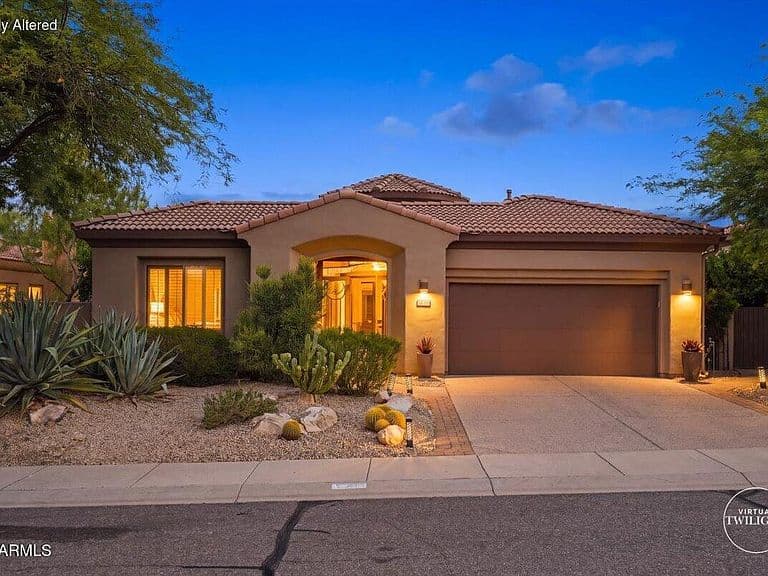 15601 E CACTUS Drive photo 2