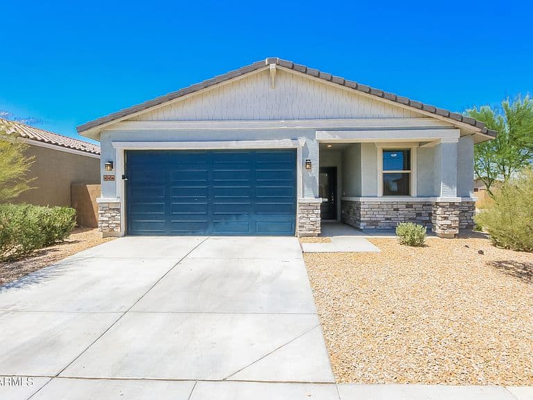 40454 W HENSLEY Way photo 1