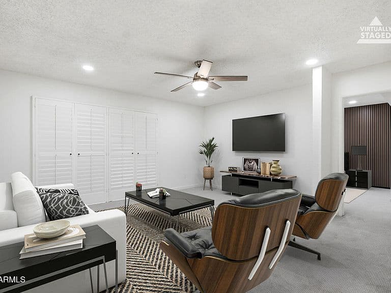 4444 E Paradise Village Pkwy N Unit 252 photo 5