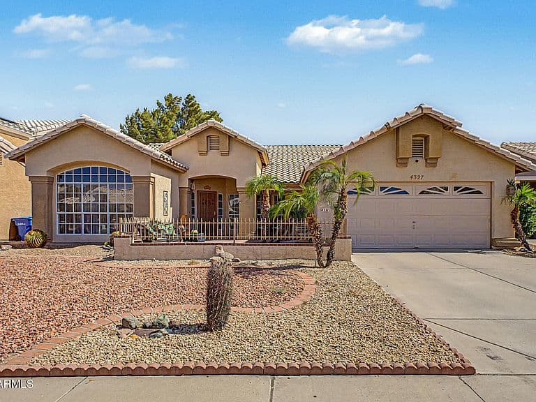 4327 W CHAMA Drive photo 1