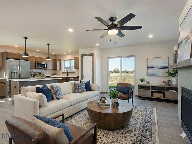 53 Canvasback Ave photo 3