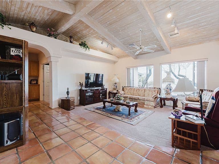 1837 Wolf Road photo 1