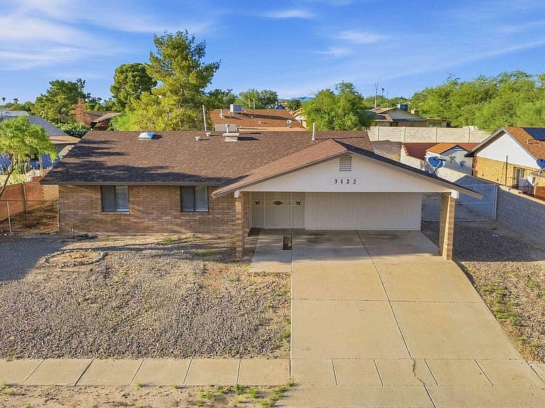 3122 W Treeline Dr photo 2