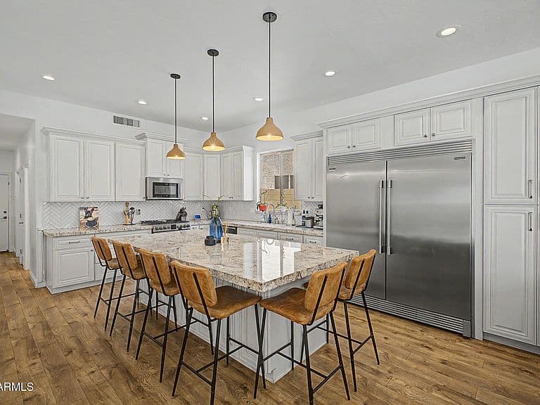 545 S LEMON Court photo 4