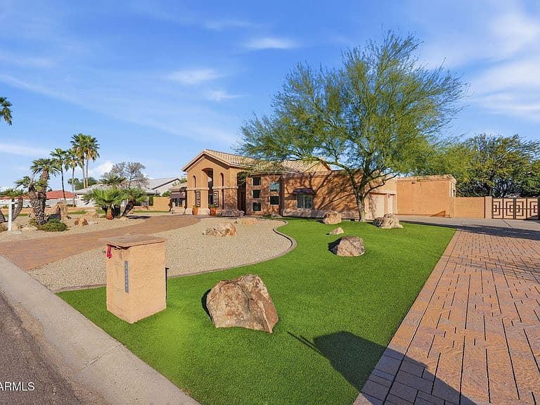 5332 W Misty Willow Ln photo 3