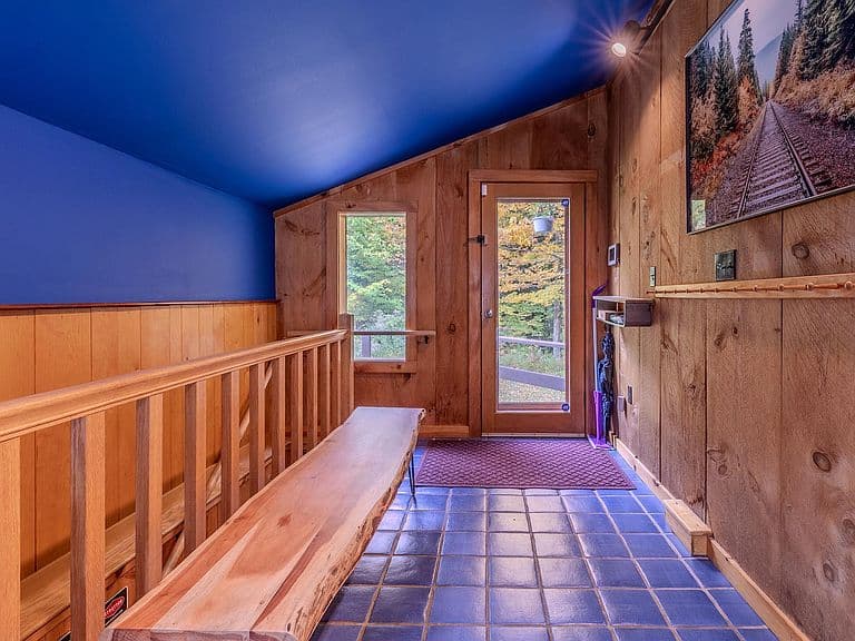628 Moss Brook Road photo 4