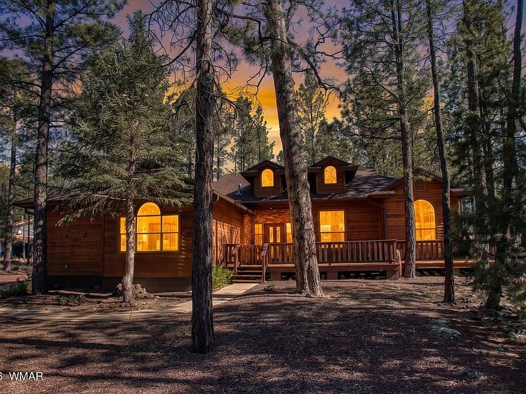 7048 Moon Creek Cir photo 1