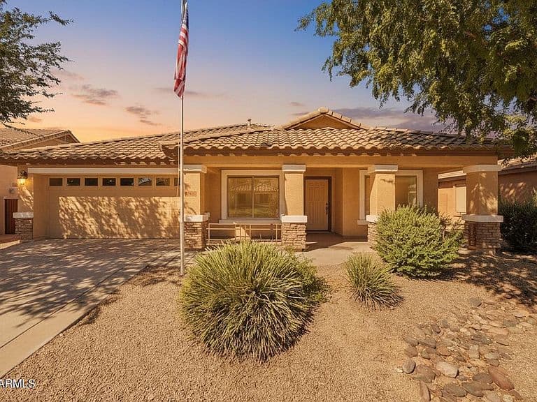 17805 W ANDORA Street photo 1