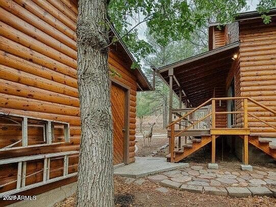 5522 FOREST Drive photo 3