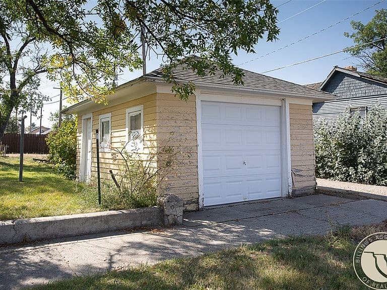 724 N Center Ave photo 5