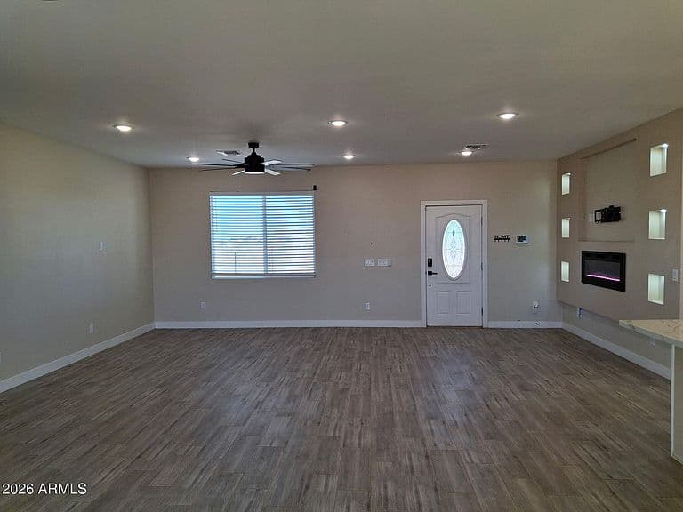 36726 W BUCKEYE Road photo 5