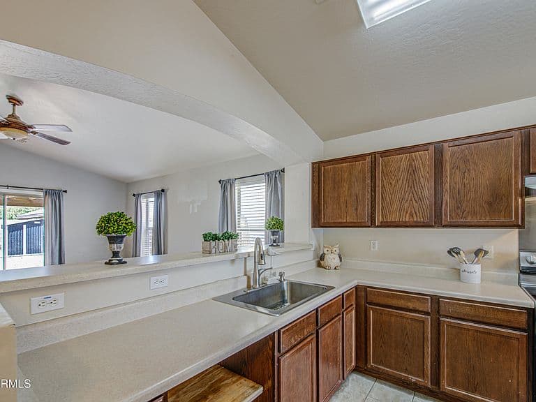 23996 W BOWKER Street photo 2