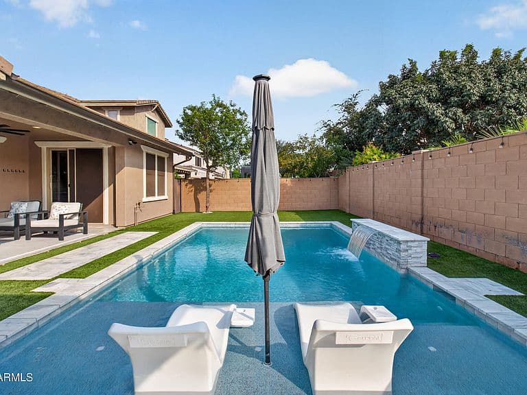 22153 E DOMINGO Road photo 4