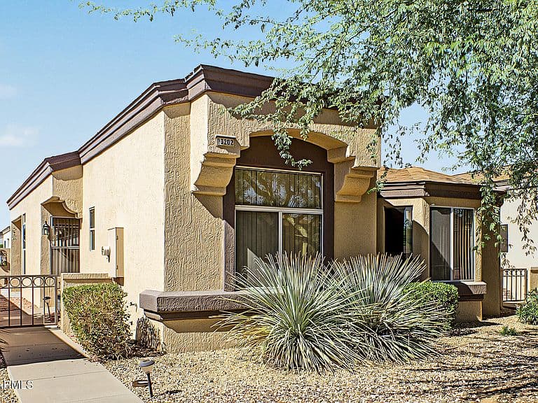 13282 W BOLERO Drive photo 3