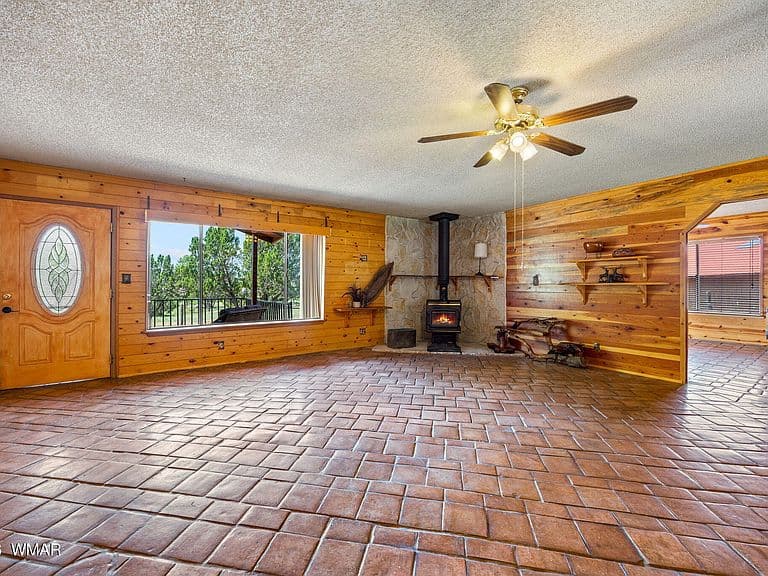7131 White Gate Way photo 4