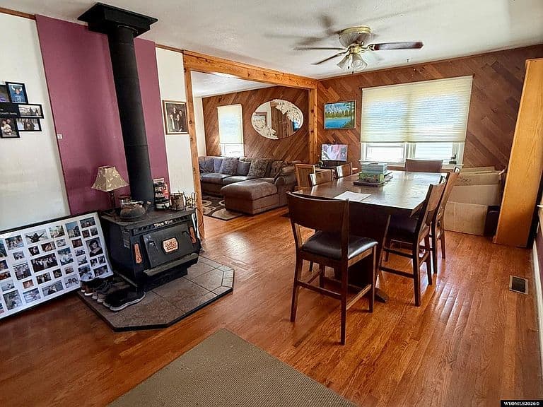 2211 S Richard St photo 2