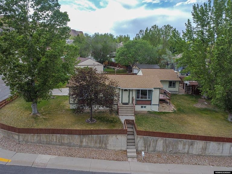 2525 Colorado Dr photo 1