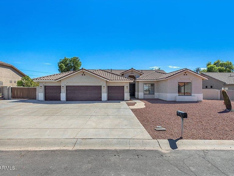 5533 W WEST WIND Drive photo 2