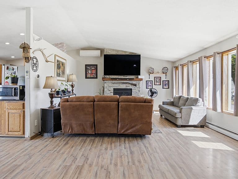 116 Mountain View Dr photo 5