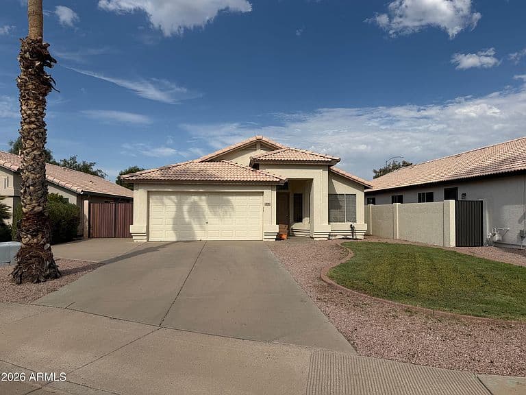 4751 E HOPI Circle photo 2