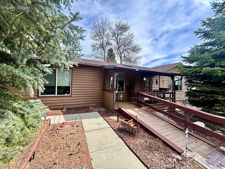 125 Maple St photo 1