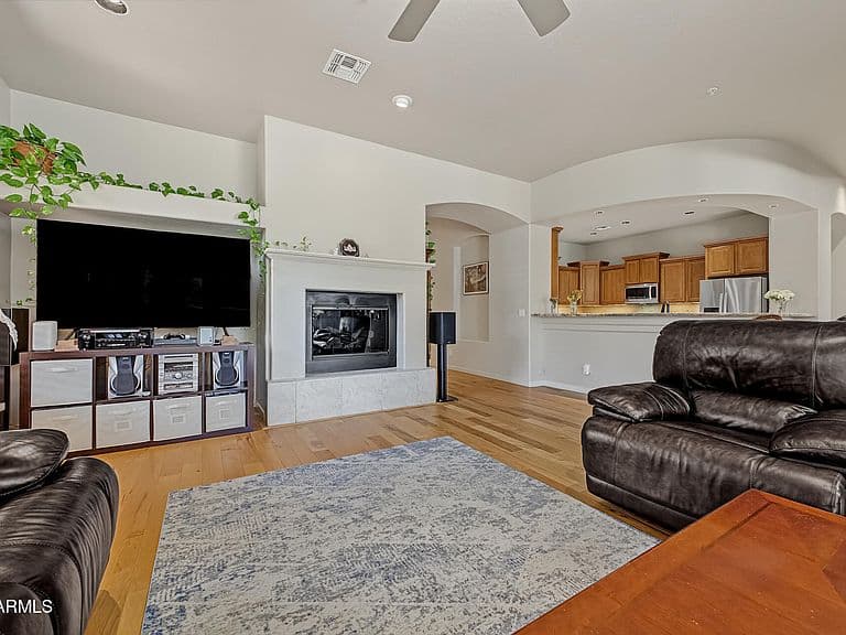 11477 N 141ST Street photo 5