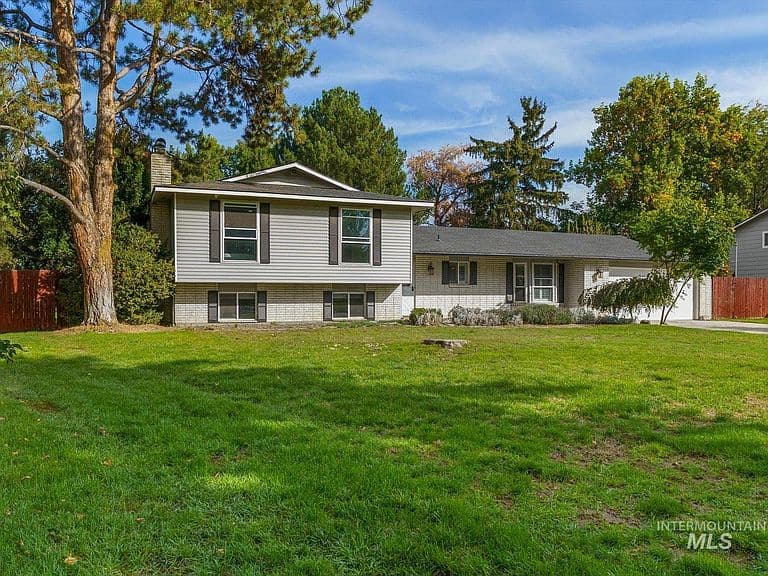 12508 W Freedom Dr photo 3