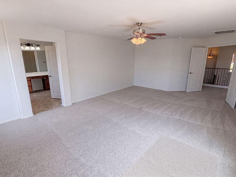 17641 W VALENTINE Street photo 4