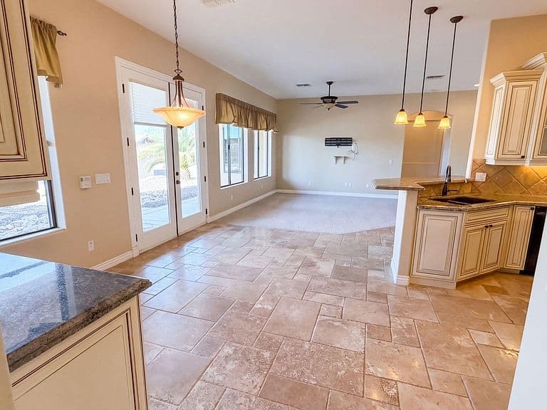 16806 W DOVE WING Way photo 2