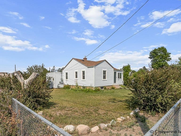 1318 Cherry St photo 1