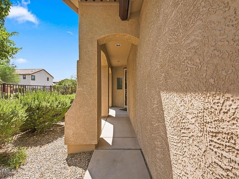 18234 N ALICIA Court photo 2