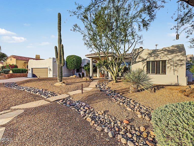 27807 N LUCERO Drive photo 3