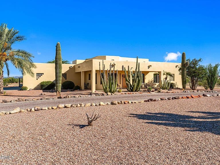 51336 W Donald Road photo 4