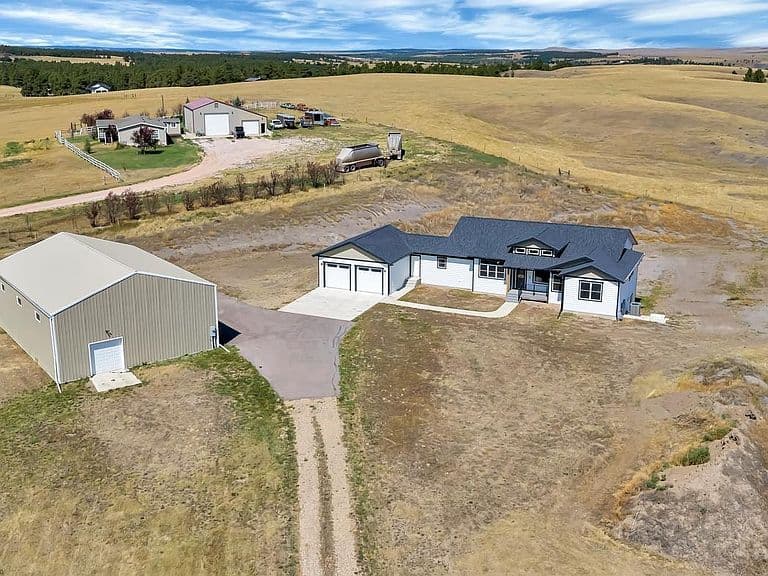 18883 Prairie Vista Ln photo 2