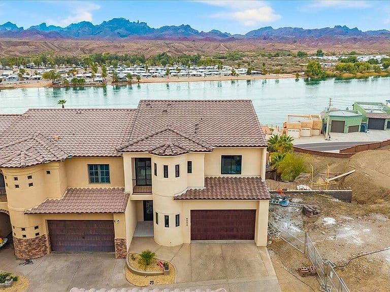 8470 River View Villas Dr photo 1