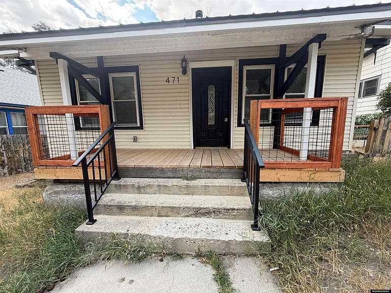 471 W Flaming Gorge Way photo 1
