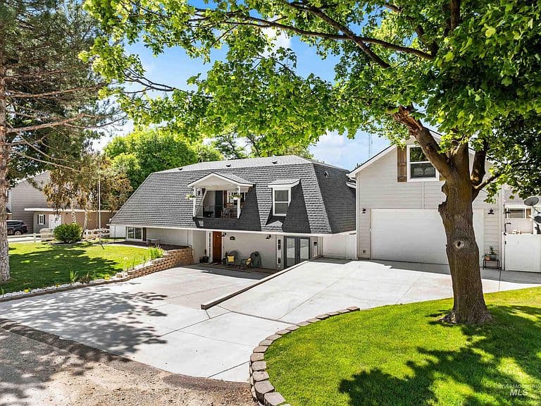 203 Melba Dr photo 4