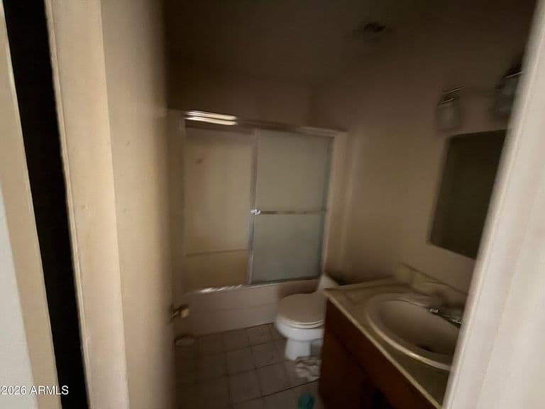 1133 E SUNSET Drive photo 5