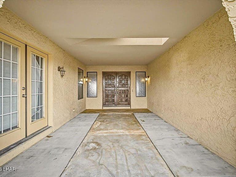 2230 Sotol Ln photo 3