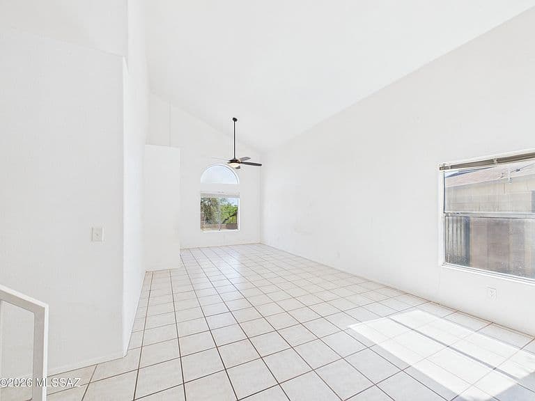 8932 N Spinel Pl photo 5