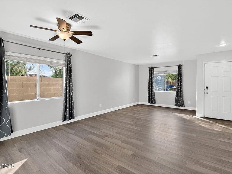 4610 E Superior Rd photo 3