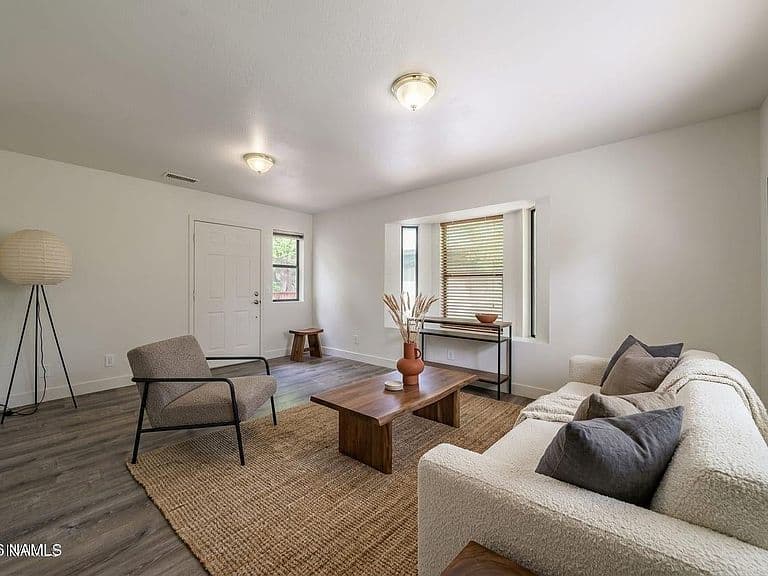 3232 S Mehrhoff Pl photo 3
