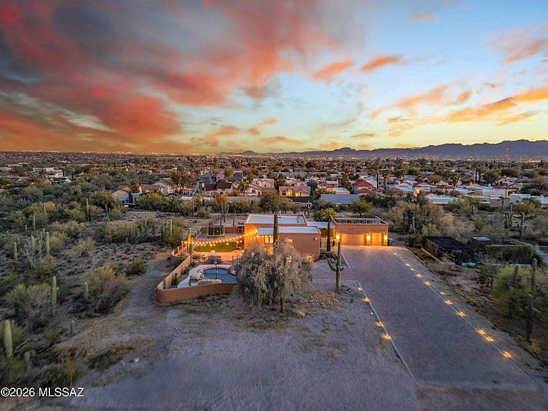 2641 W Bountiful Ln photo 2
