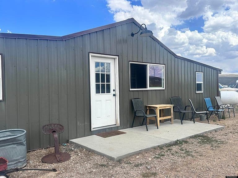2596 Highway 233 photo 4