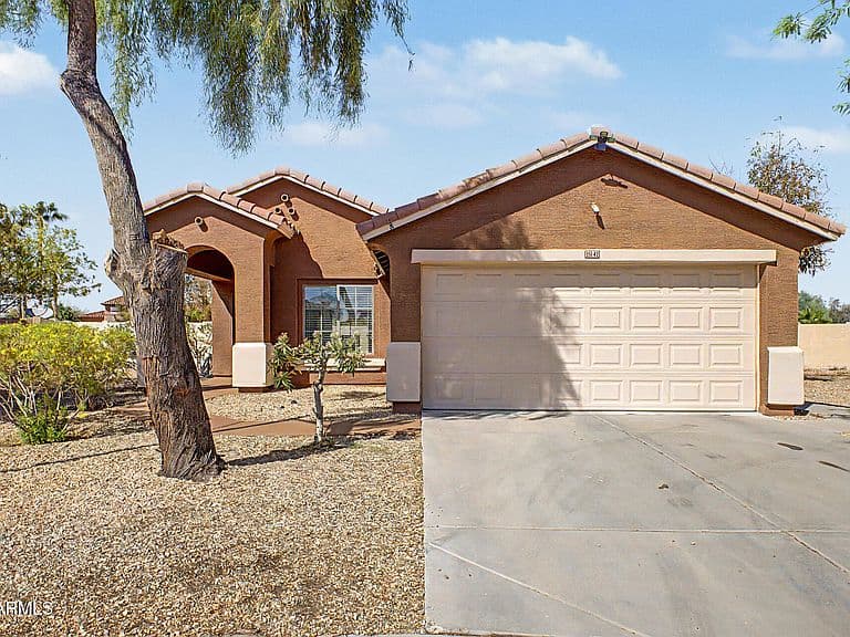 15142 W Smokey Drive photo 1